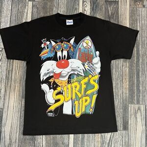 🌊🏄‍♂️ Vintage “REPRINT” Looney Tunes Sylvester SURF Tee Front/Back Graphics -N